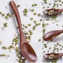 قاشق چوبی